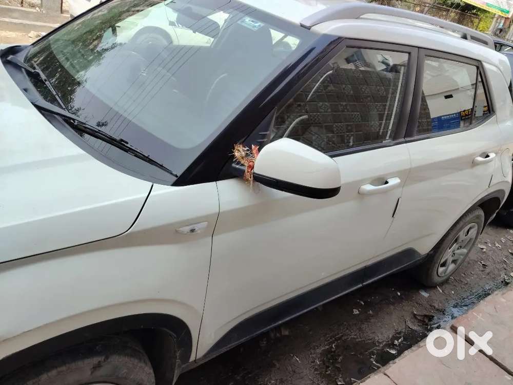 Hyundai Venue Petrol 2019