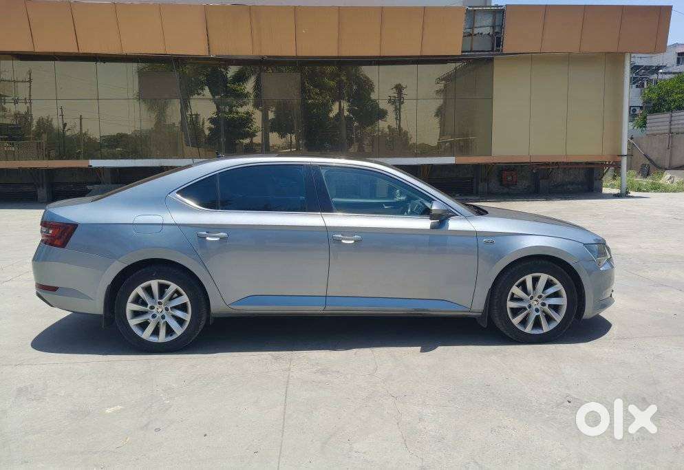 Skoda Superb Lk 2.0 Tdi At, 2016, Diesel