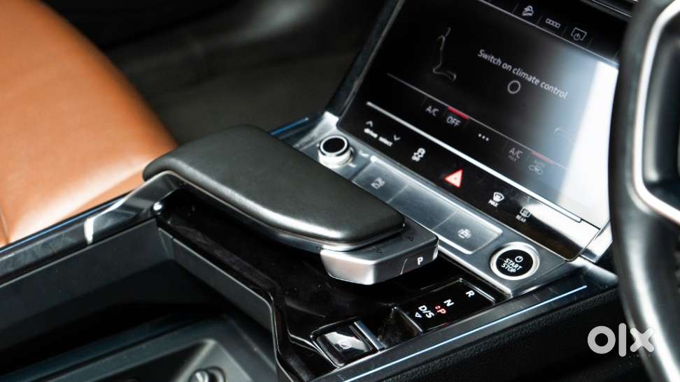 Audi Q8 E-tron 55, 2021, Electric