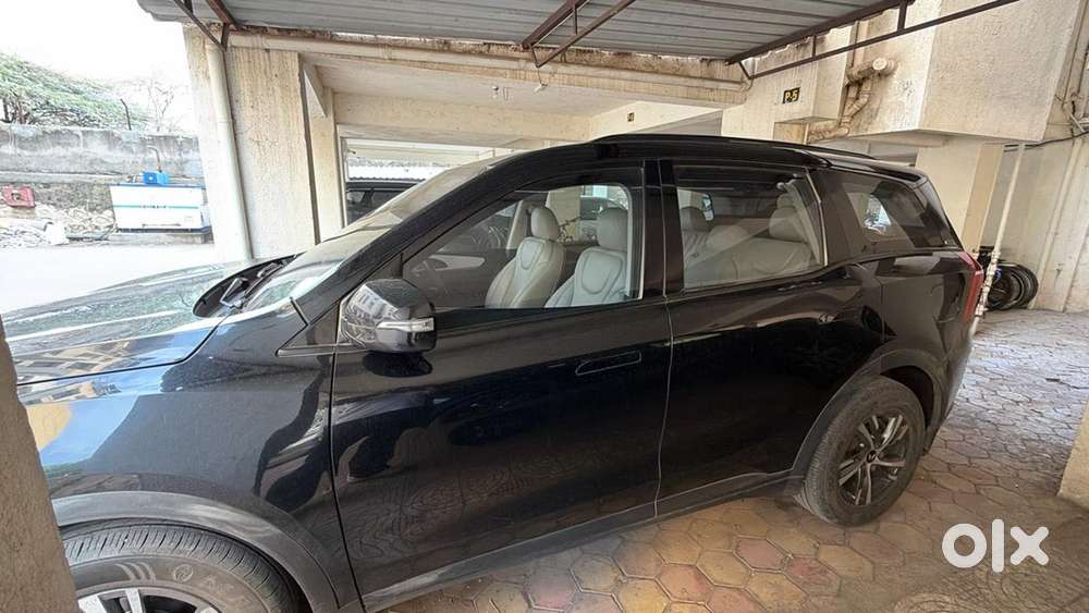 Mahindra Xuv700 2024 Diesel Mt 5 Str