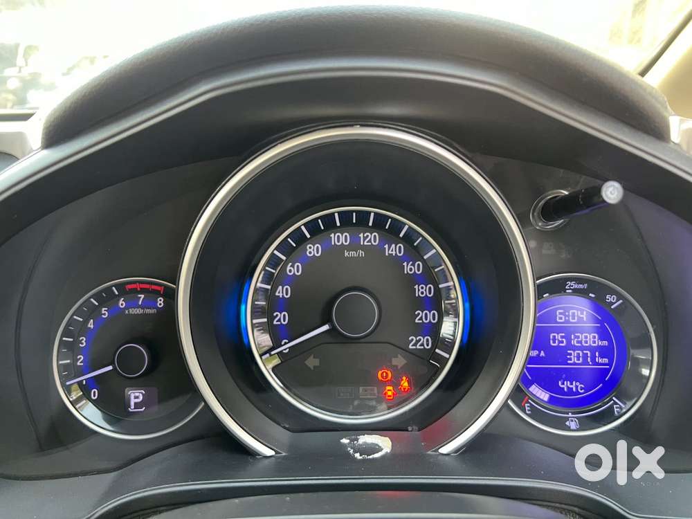 Honda Jazz V Cvt, 2019, Petrol