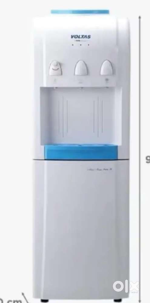 Hot and cold  water voltas mini fridge good condition