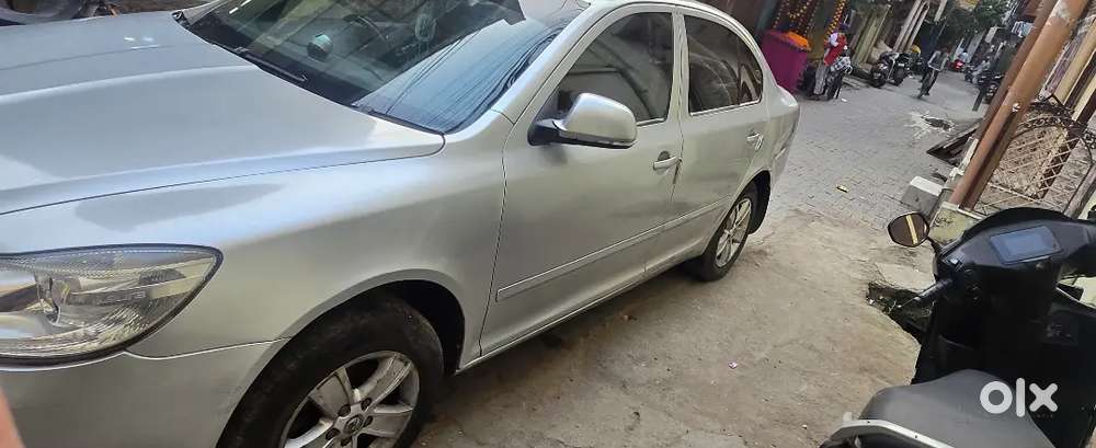 Skoda Laura 2.0 Ambiente 2012