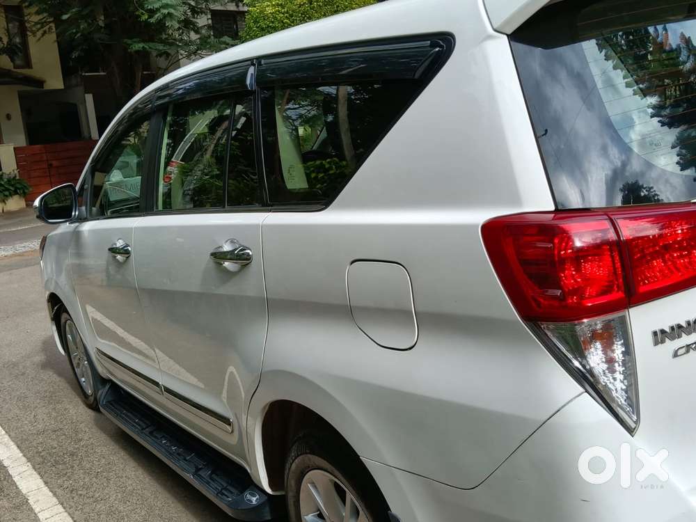 Toyota Innova Crysta [2020-ongoing] 2.4 Vx 8 Str, 2020, Diesel