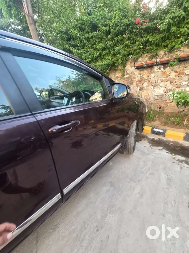 Innova Crysta 2.4g Mannuval