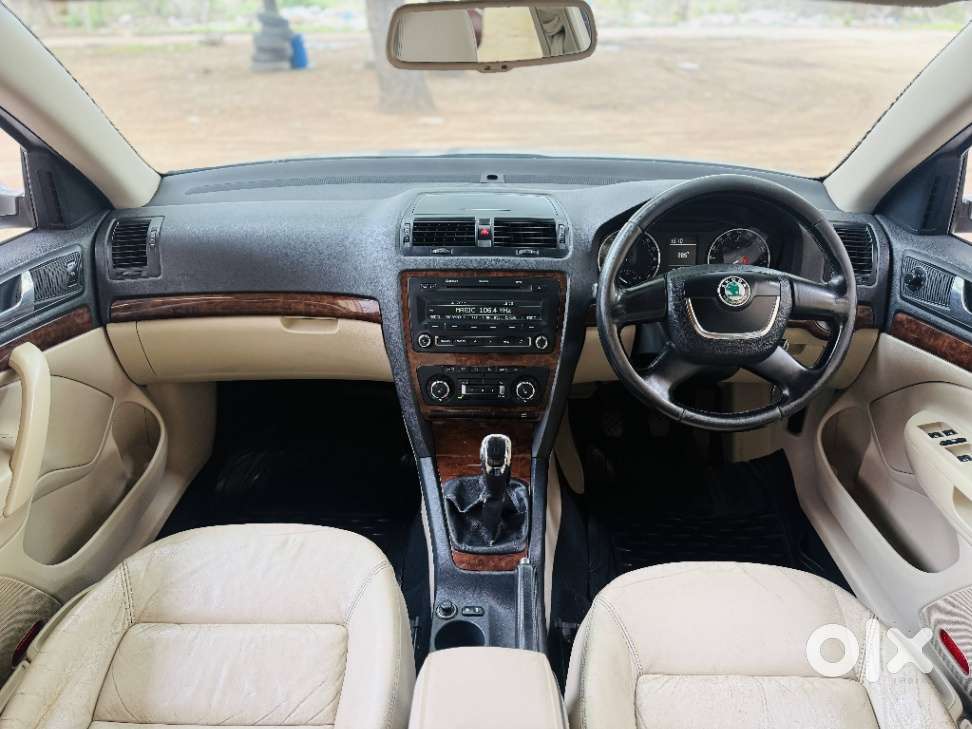 Skoda Laura 2.0 Elegance Tdi Cr, 2012, Diesel