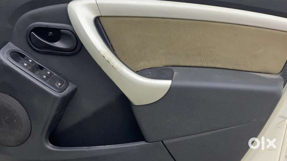 Renault Duster 2012-2015 Petrol Rxl, 2014, Petrol