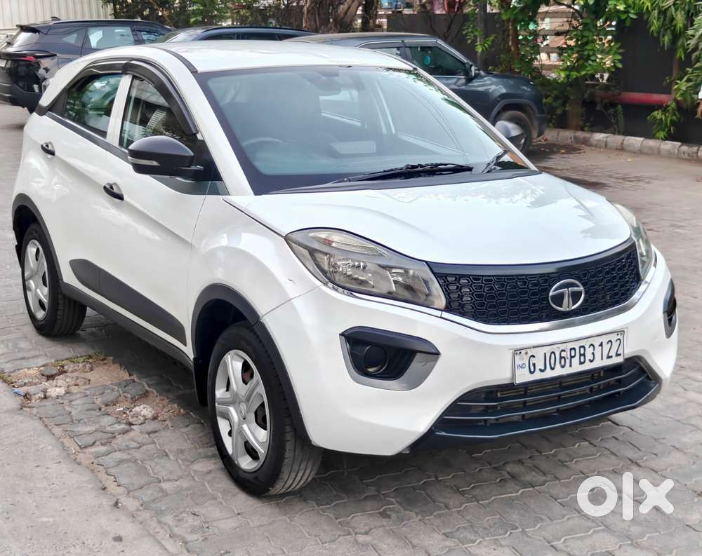 Tata Nexon 1.2 Revotron Xe, 2019, Cng & Hybrids