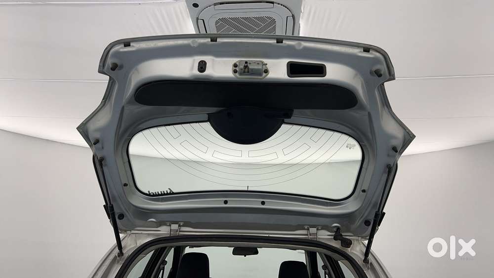 Tata Tiago Xz, 2016, Petrol