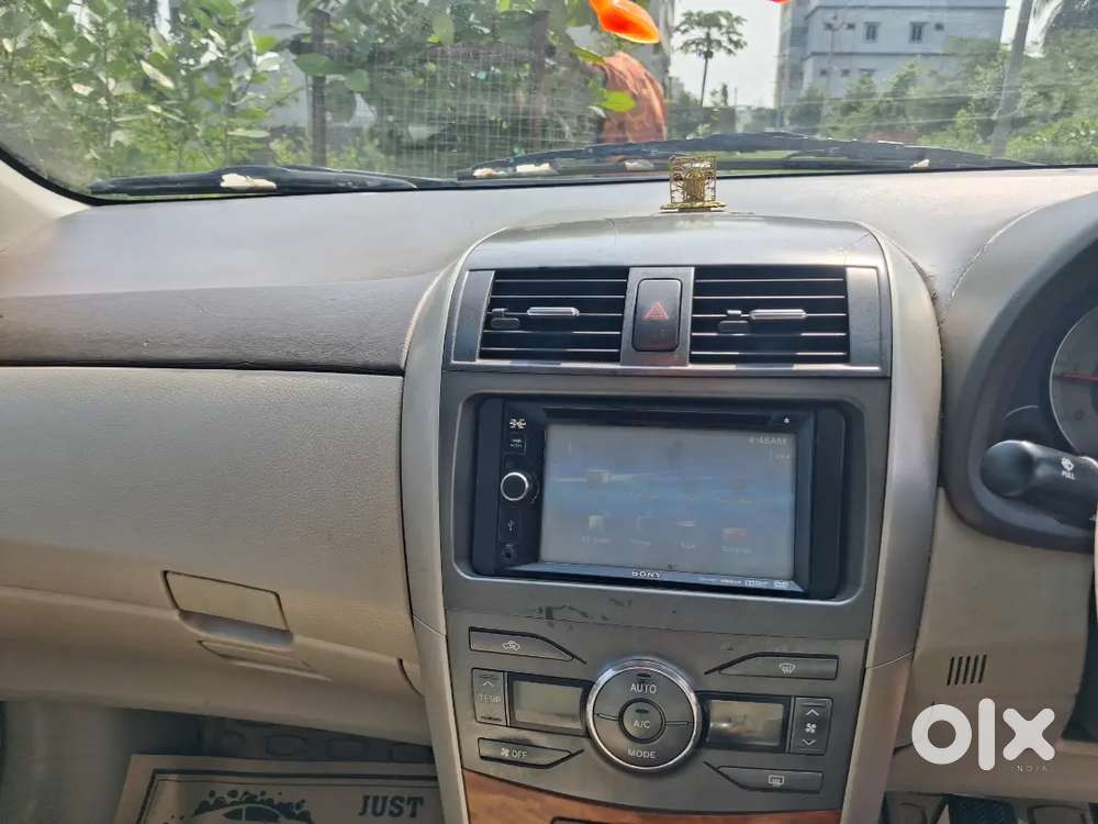 Toyota Corolla Altis 2010 Variant Gl
