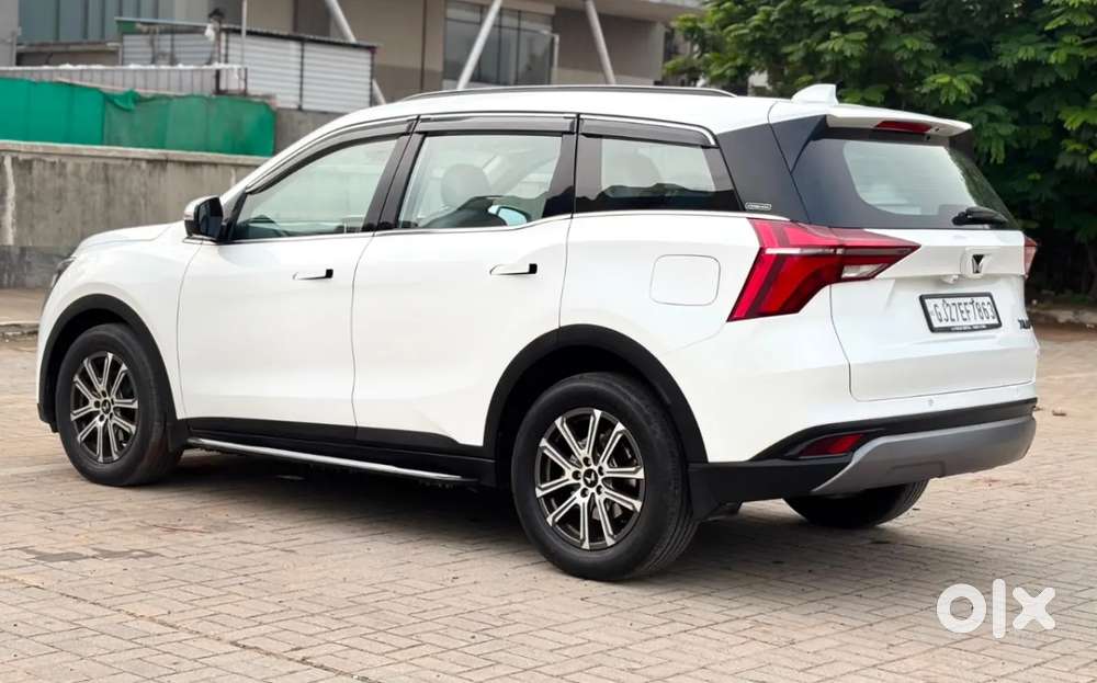 Mahindra Xuv700 2.2 Ax 7 Diesel At Luxury Pack Str Awd, 2024, Diesel