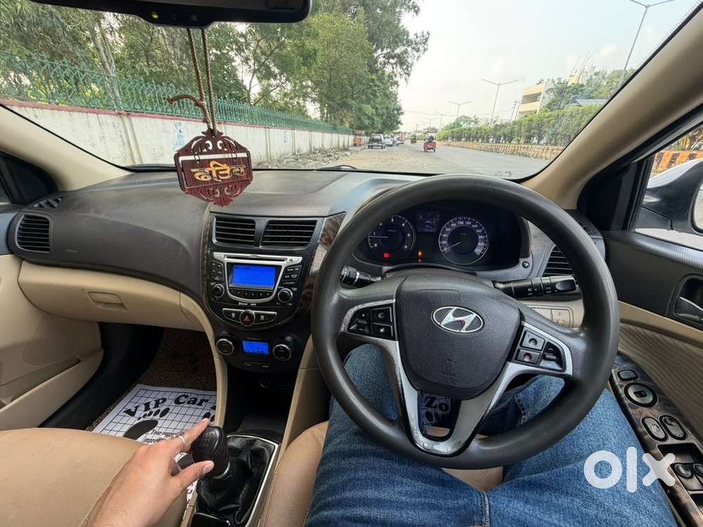 Hyundai Fluidic Verna 2012