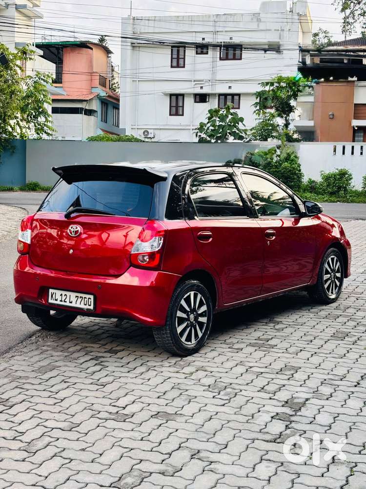 Toyota Etios Liva Vxd Dual Tone, 2017, Diesel