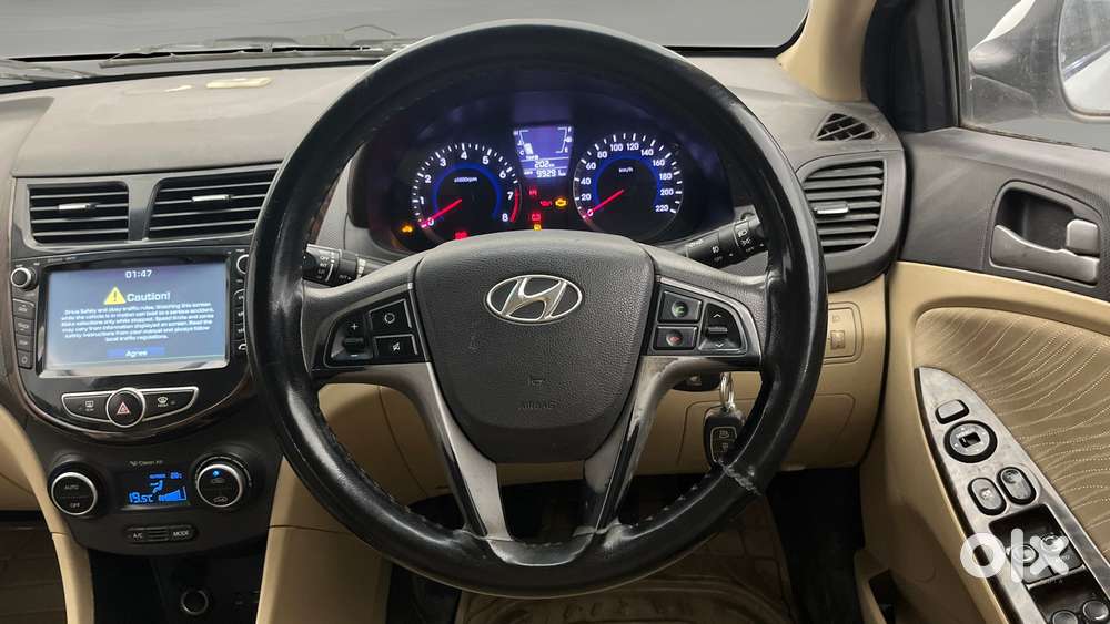 Hyundai Verna 1.6 Vtvt Sx, 2016, Petrol