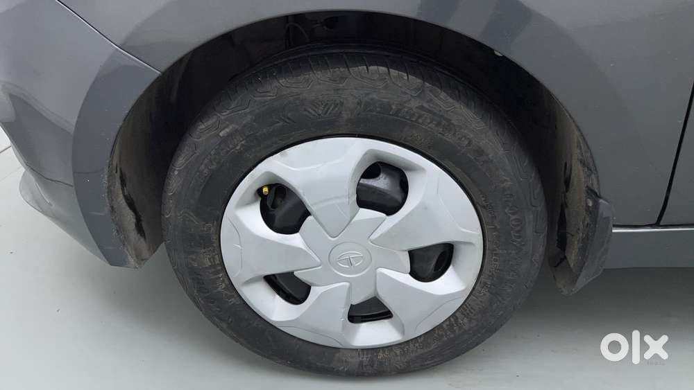 Tata Tiago 1.2 Revotron Xt Option, 2021, Petrol