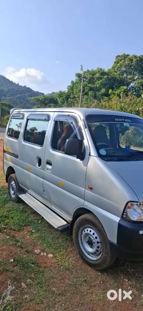 Maruti Suzuki Eeco 2023 Petrol Well Maintained