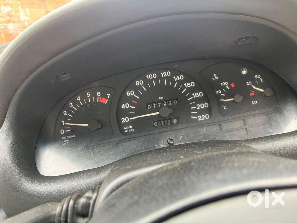Opel Petrol Car 1998