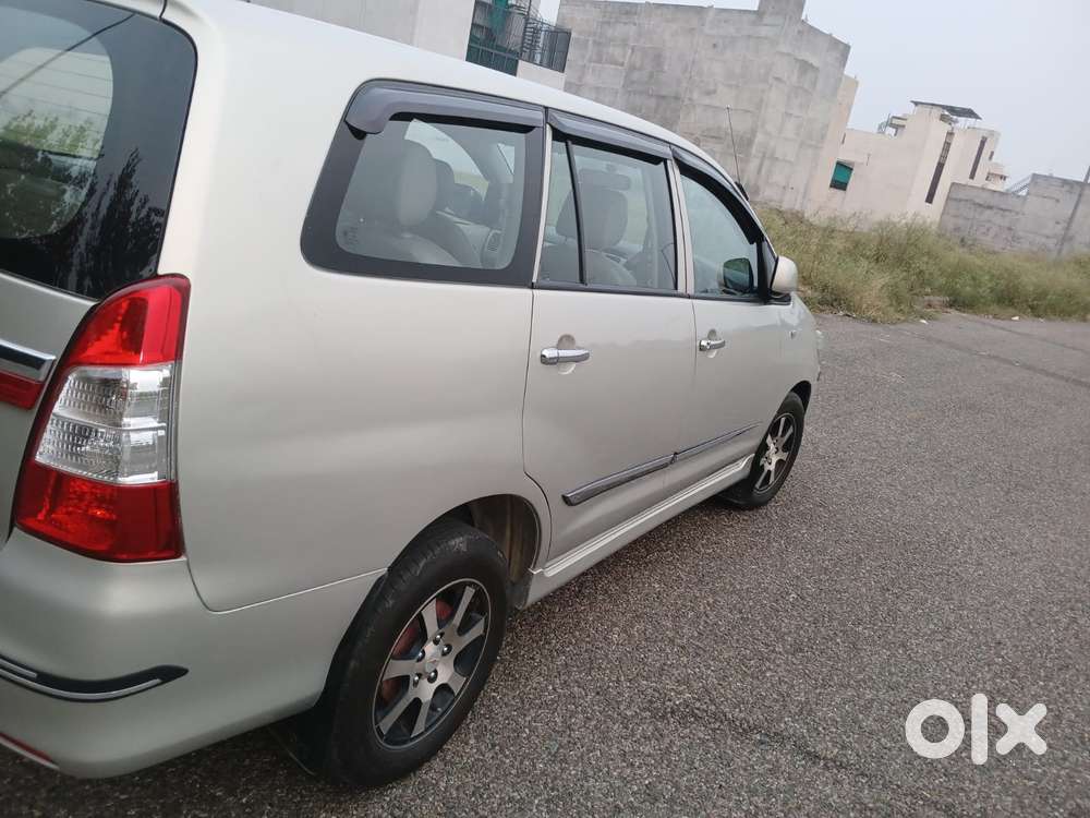 Toyota Innova 2.5 G (diesel) 7 Seater, 2013, Diesel