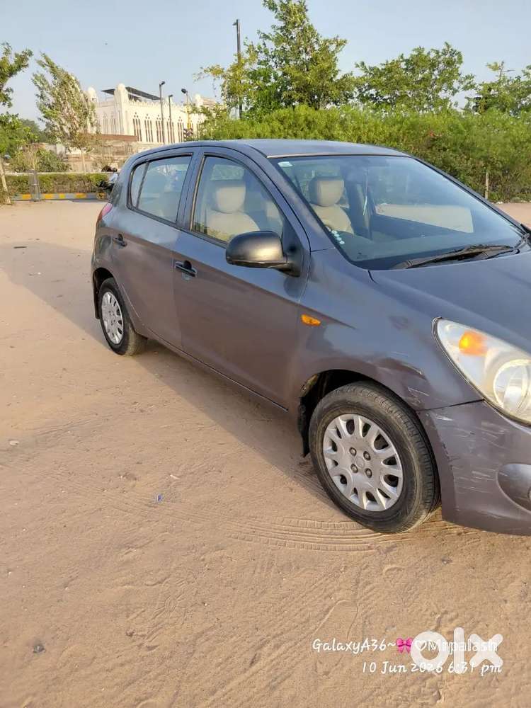 2011 Model Petrol.5500km .good Condition