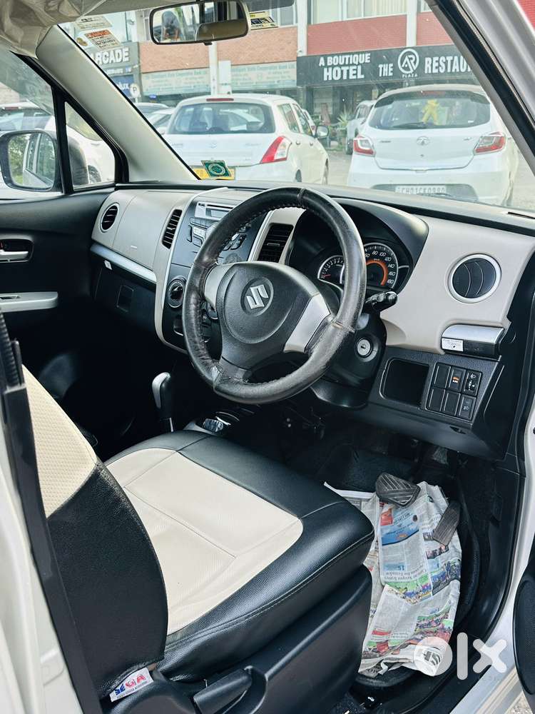 Maruti Suzuki Wagon R Vxi Amt, 2017, Petrol