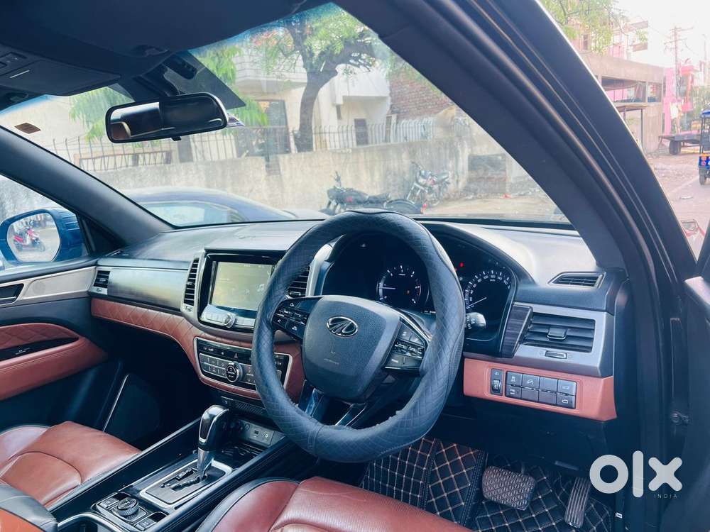 Mahindra Alturas G4 4wd At, 2021, Diesel