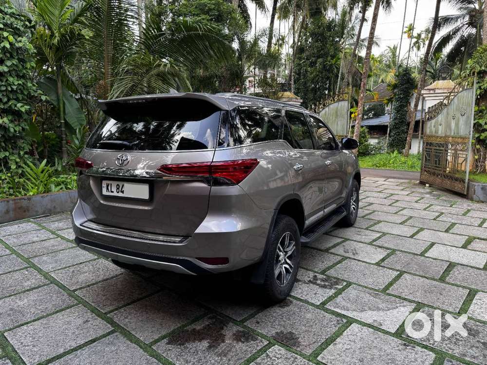 Toyota Fortuner 2017 2w At