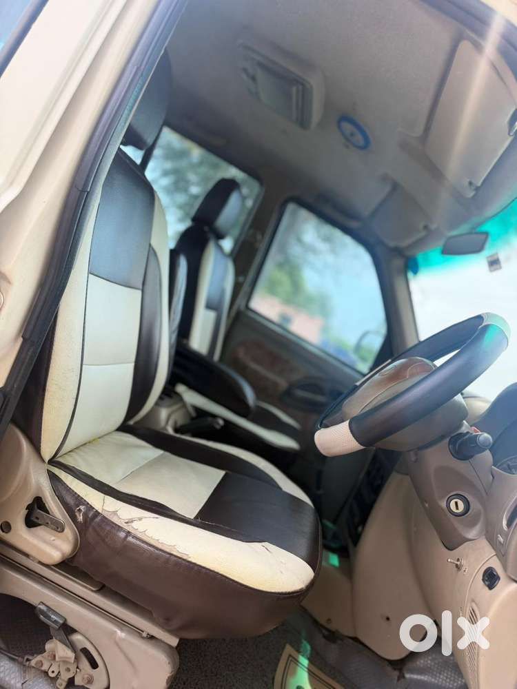 Mahindra Scorpio 2006-2009 2.6 Turbo 7 Str, 2005, Diesel