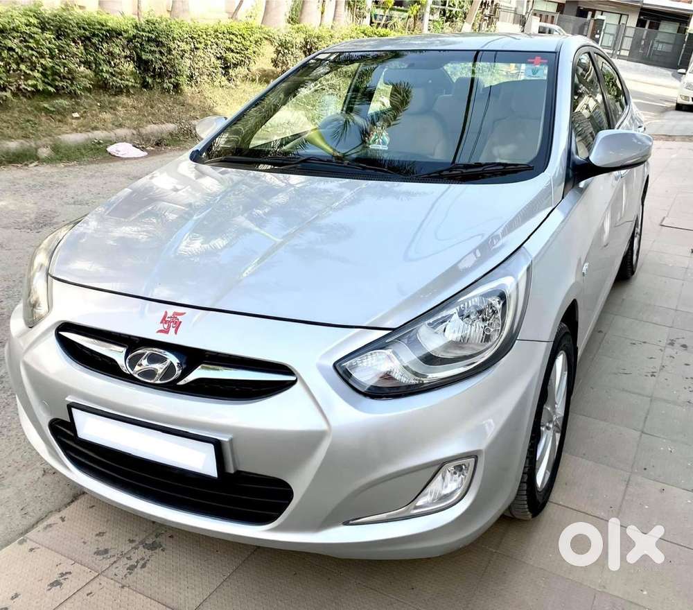 Hyundai Fluidic Verna 1.6 Vtvt Sx, 2011, Petrol
