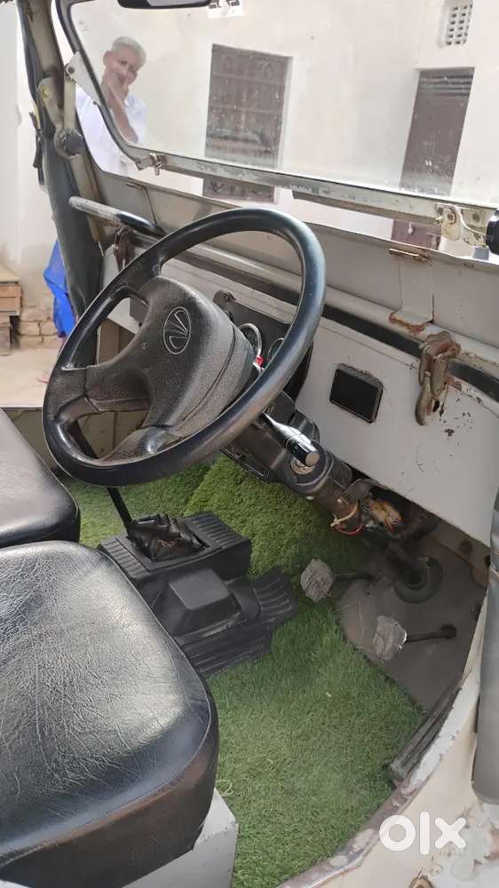 Good Condition Jeep Tyres Is Very Good Quality And  Confertable Seats