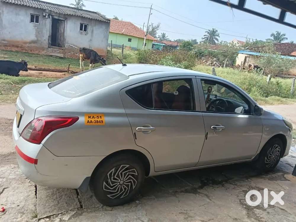 Nissan Sunny 2017 Diesel 181000 Km Driven