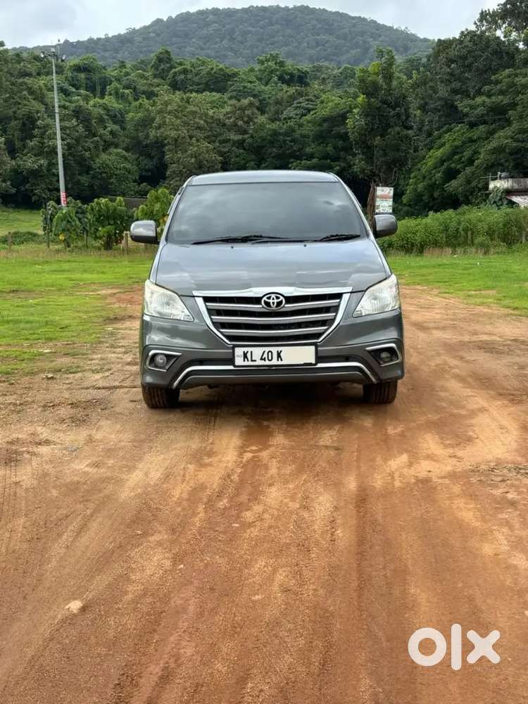 Toyota Innova 2.5 G 2014 Diesel 7 Seater