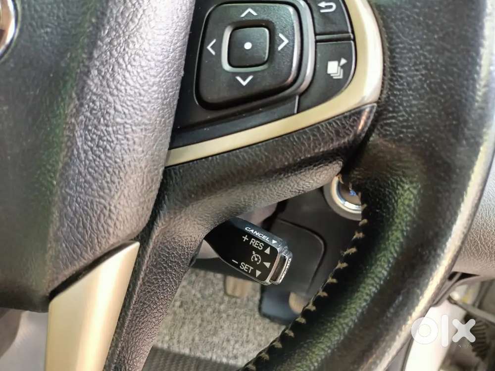 Toyota Innova Crysta 2018 Diesel Well Maintained