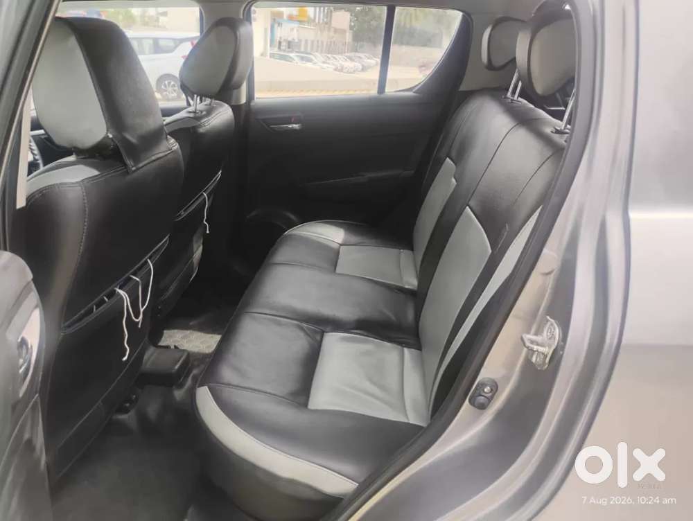 Maruti Suzuki Swift Vxi Optional, 2017, Petrol