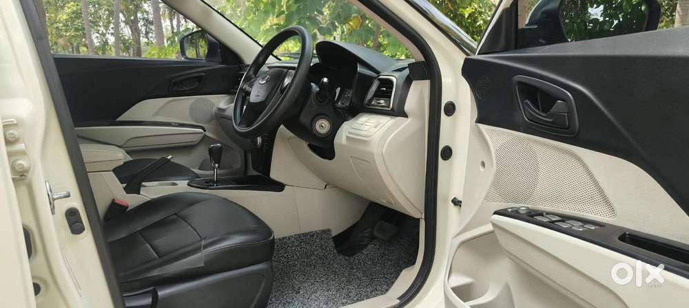 Mahindra Xuv300 W6 Amt Diesel, 2019, Diesel