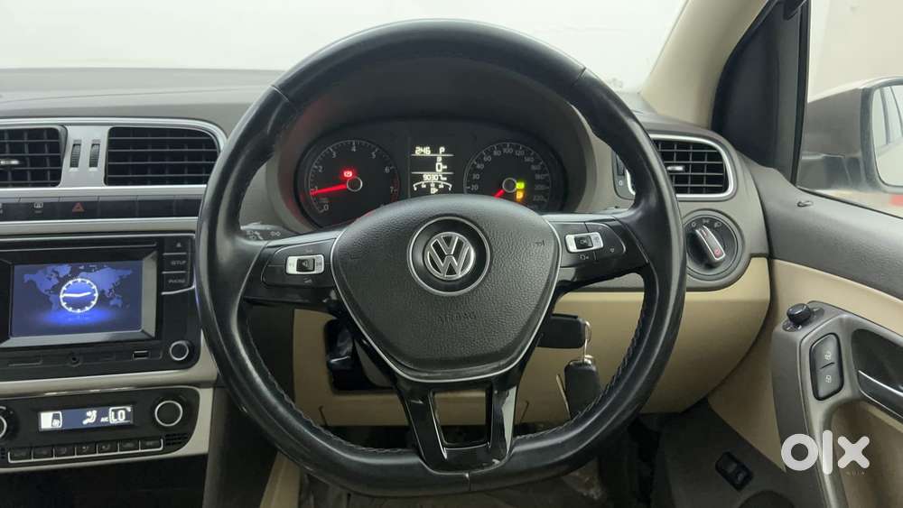 Volkswagen Vento 2013-2015 1.2 Tsi Highline At, 2016, Petrol