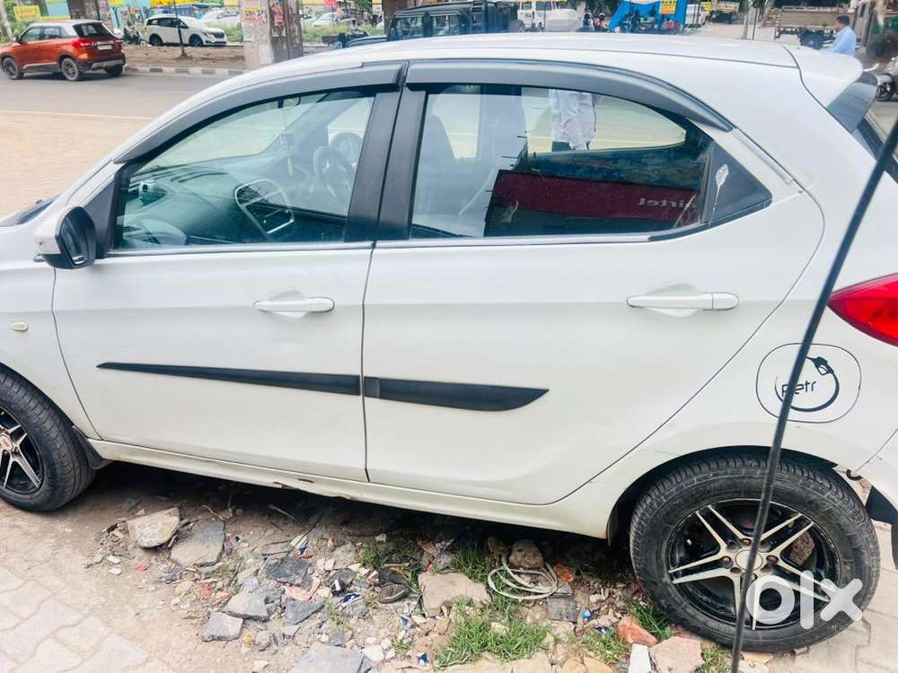 Tata Tiago 2016