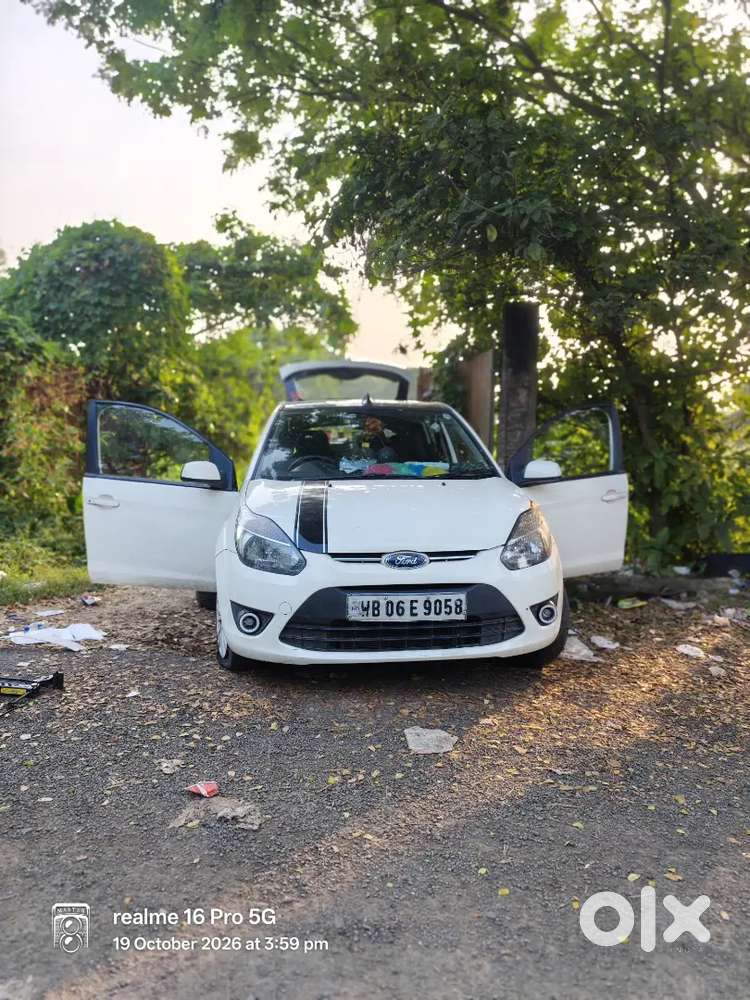 Ford Figo 1.2 Trend 2012