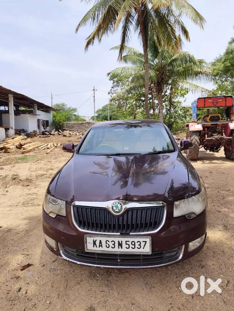 Skoda Superb 2012 Diesel 115000 Km Driven