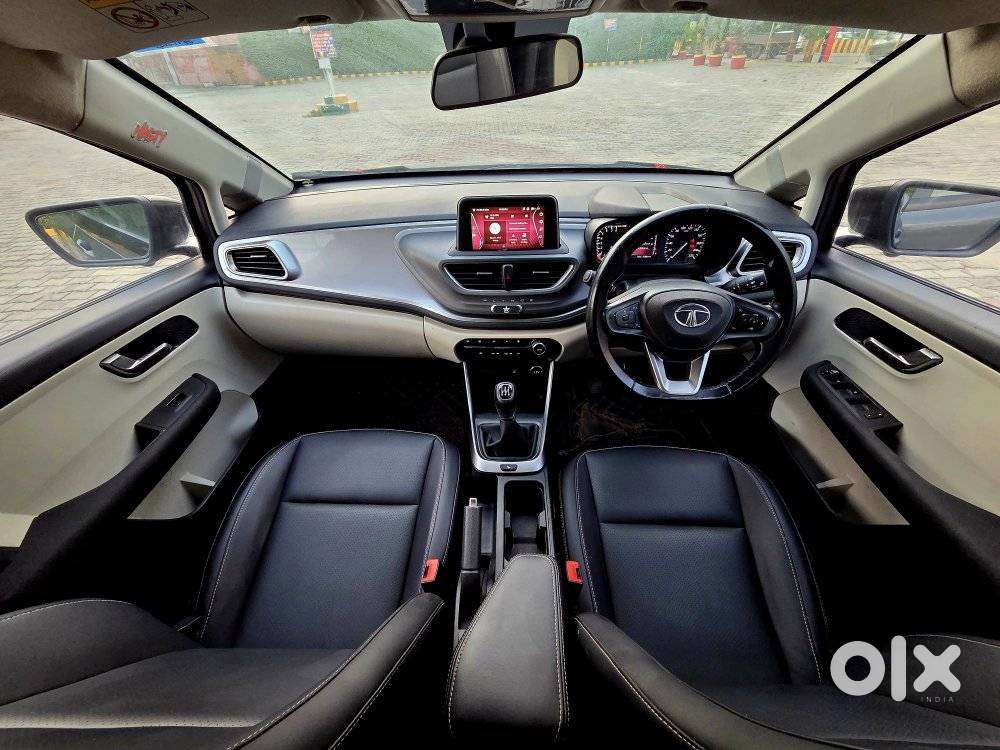 Tata Altroz Xz Plus (s), 2022, Petrol
