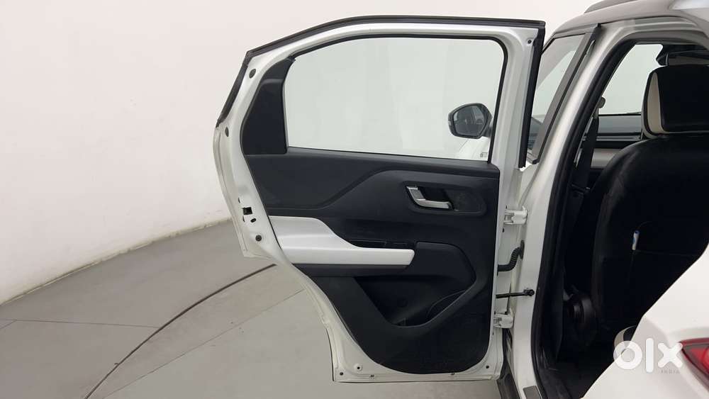 Tata Punch Creative Amt, 2022, Petrol