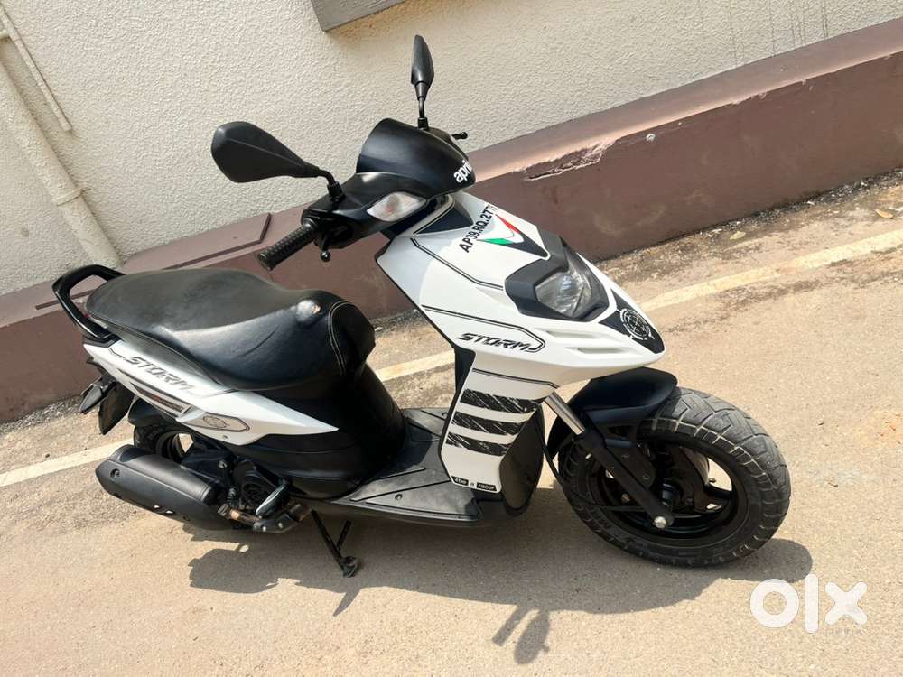 Aprila strom 125 Scooters 1823522135