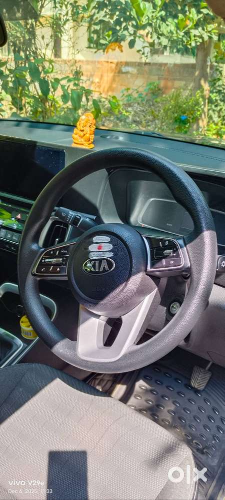 Kia Sonet, Black