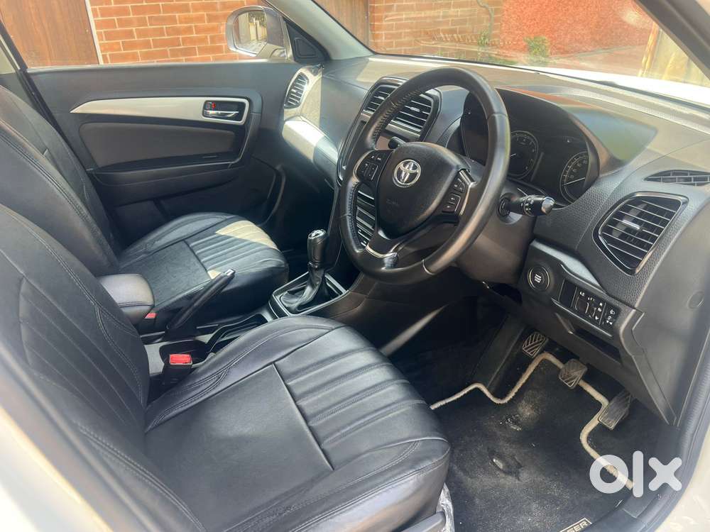 Toyota Urban Cruiser Cruiser Premium, 2021, Petrol