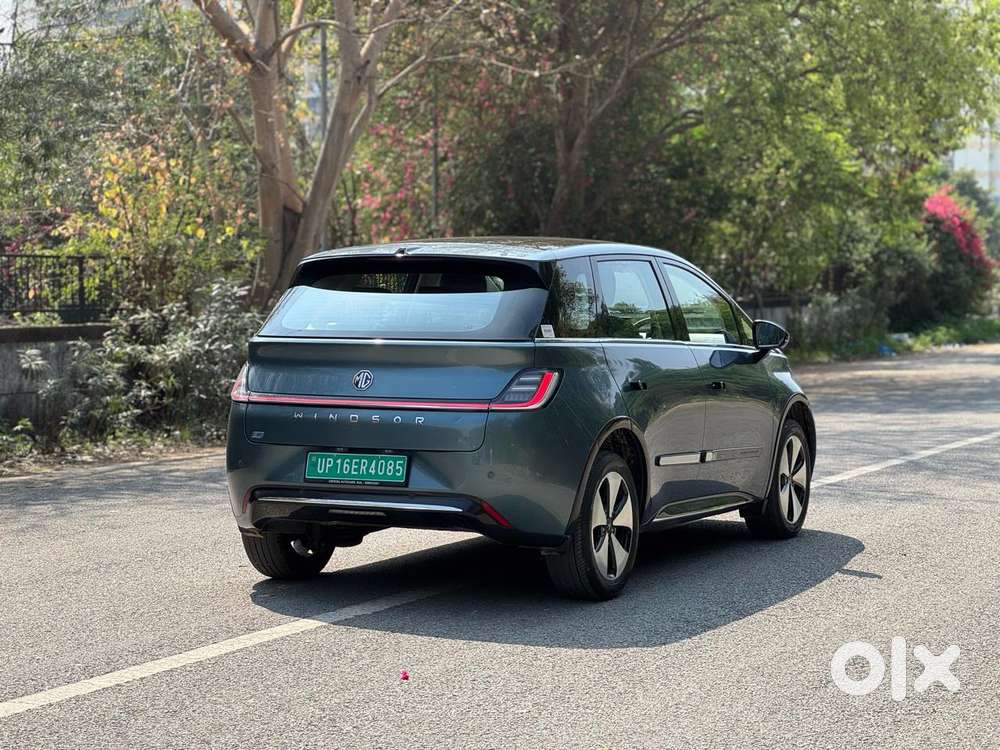 Mg Windsor Ev Essence, 2024, Electric