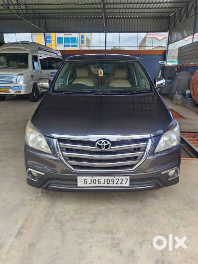 Toyota Innova 2.5 G (diesel) 7 Seater, 2015, Diesel