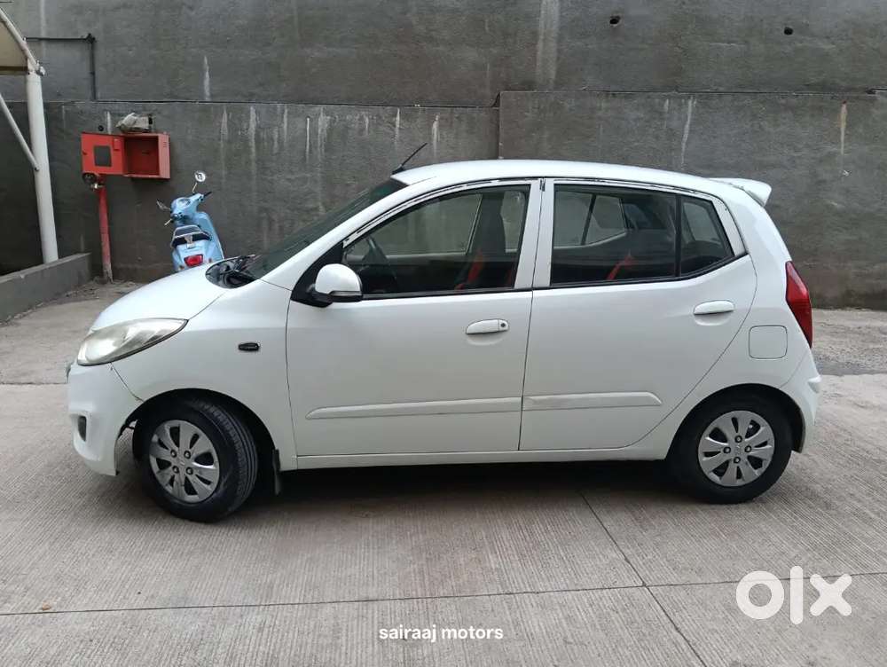 Well Maintained -2013 Hyundai I10 Sportz (petrol/cng)