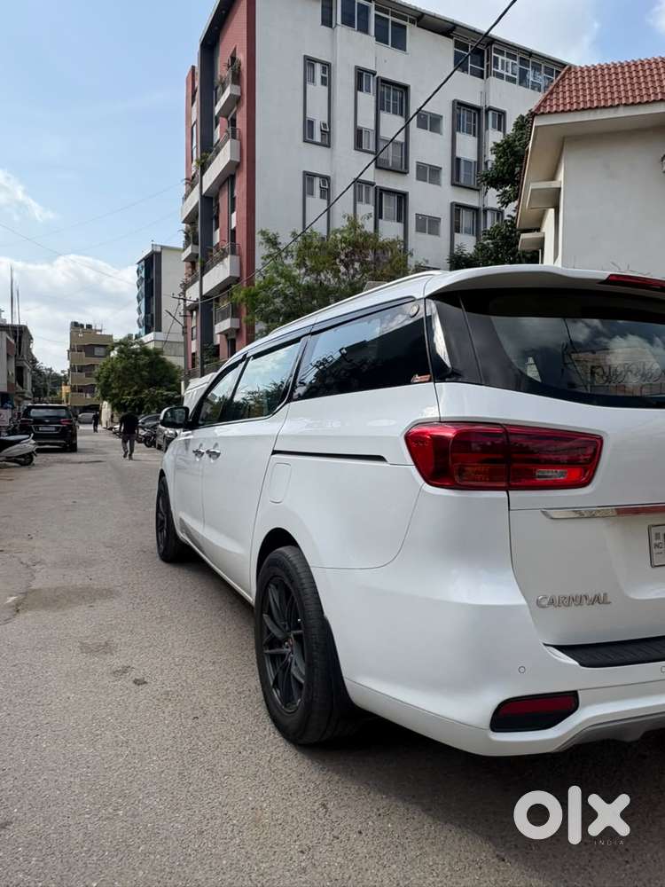 Kia Carnival Prestige, 2021, Diesel