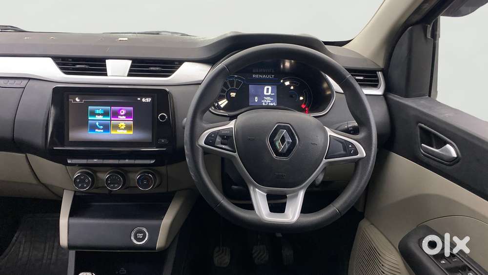 Renault Triber Rxz, 2021, Petrol