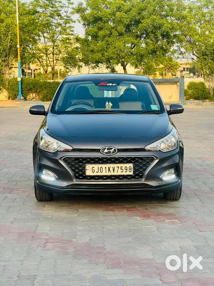Hyundai I20 Sportz 1.4 At Vtvt, 2019, Petrol