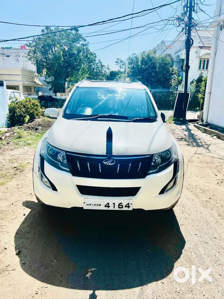 Mahindra Xuv500 2016 Diesel 100000 Km Driven